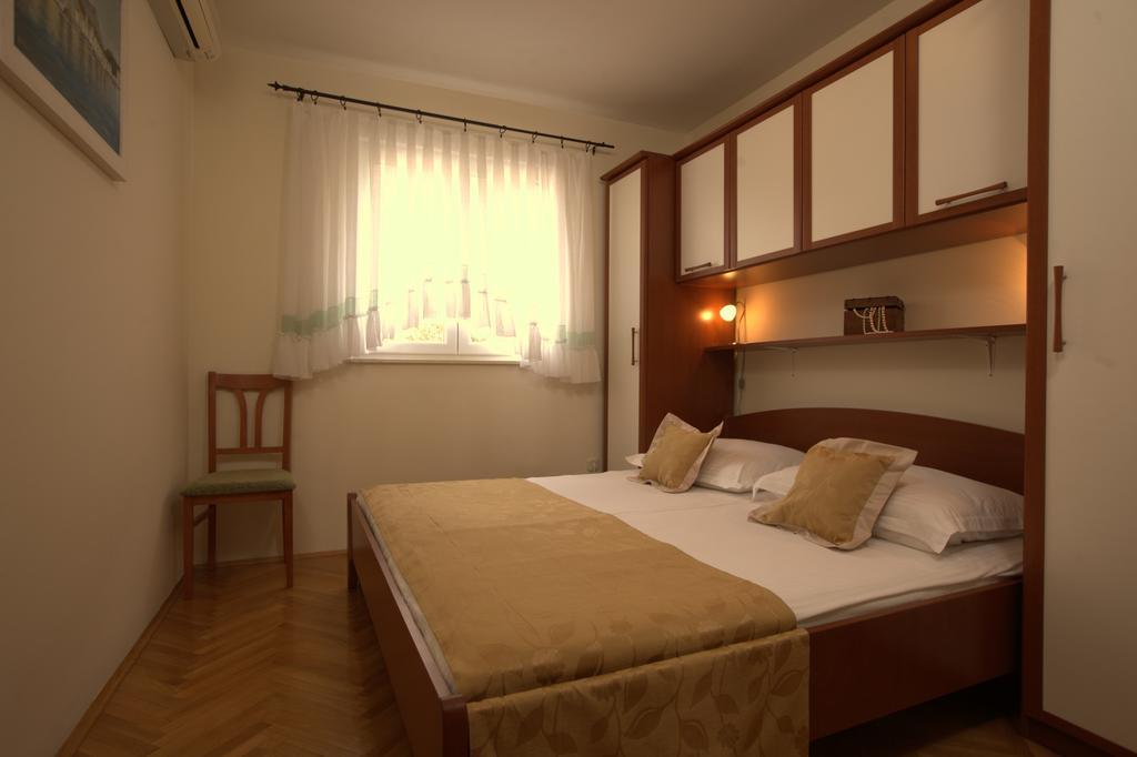 Apartment Gradiscanskih Makarska Ruang foto