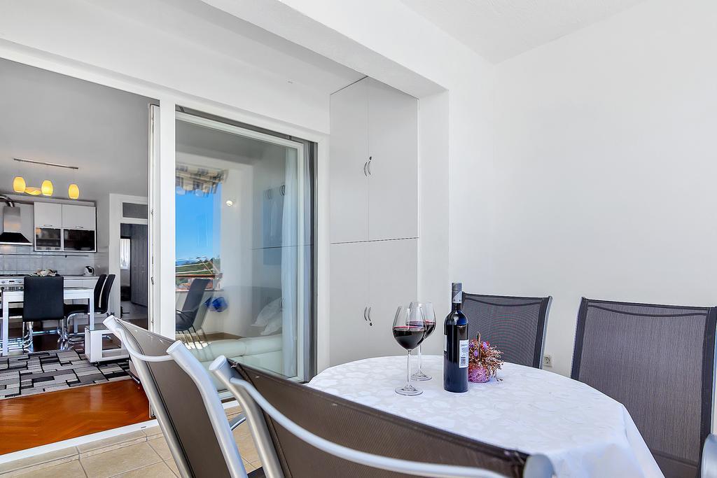 Apartment Gradiscanskih Makarska Bagian luar foto